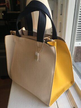 Brand-New Stylish Color-Block Totes Handbag—Exquisite and Chic Color Scheme